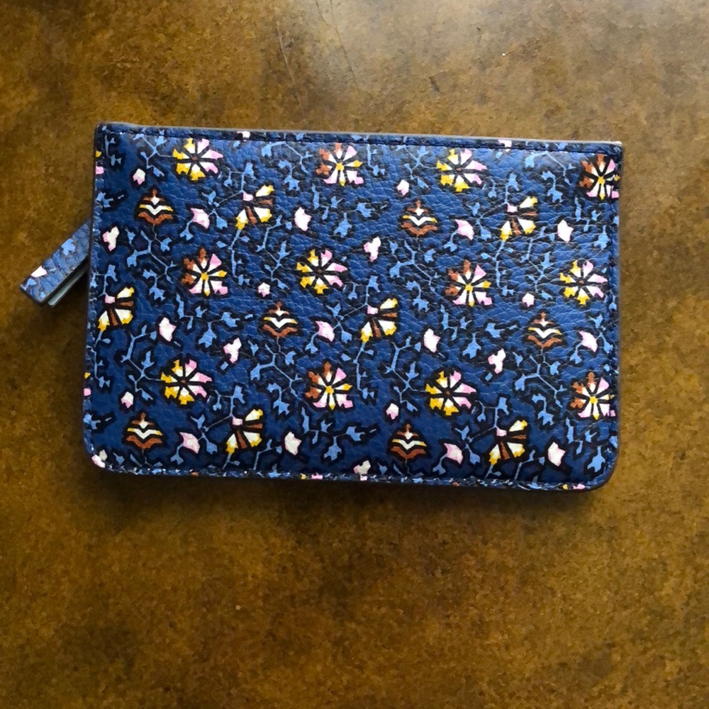 Tory Burch coin purse with 5 credit card slots